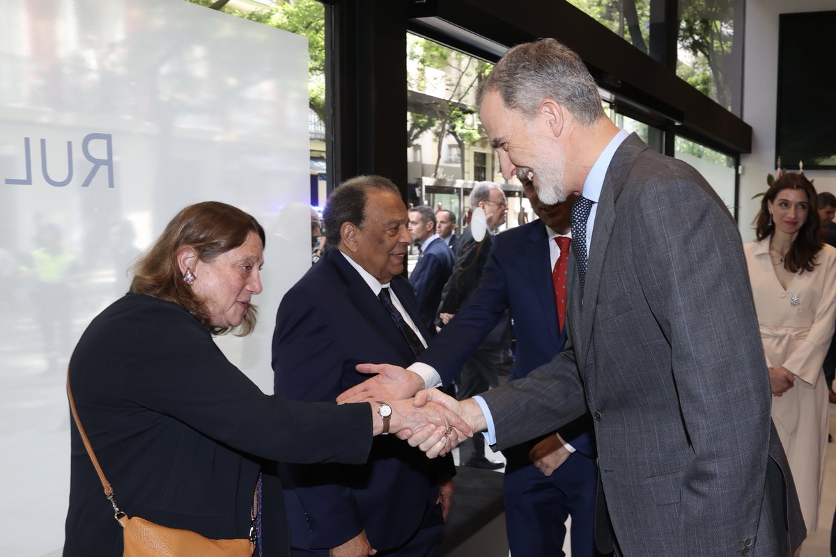 El Rey preside, en el nuevo Rule of Law Digital Center en Madrid, la presentación del “#WorldLawCongress Nueva York 2023”, la entrega del Premio “World Peace and Liberty” y de las Medallas de Honor “Ruth Bader Ginsburg” y “World Jurist Association”.

➡️casareal.es/ES/Actividades…