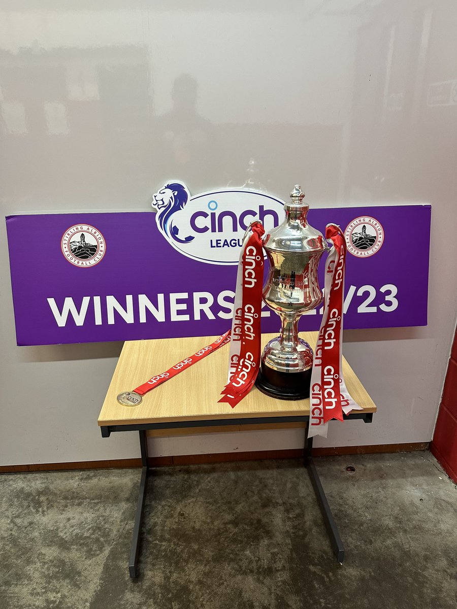 (C) Stirling Albion FC on Twitter "📷🏆"