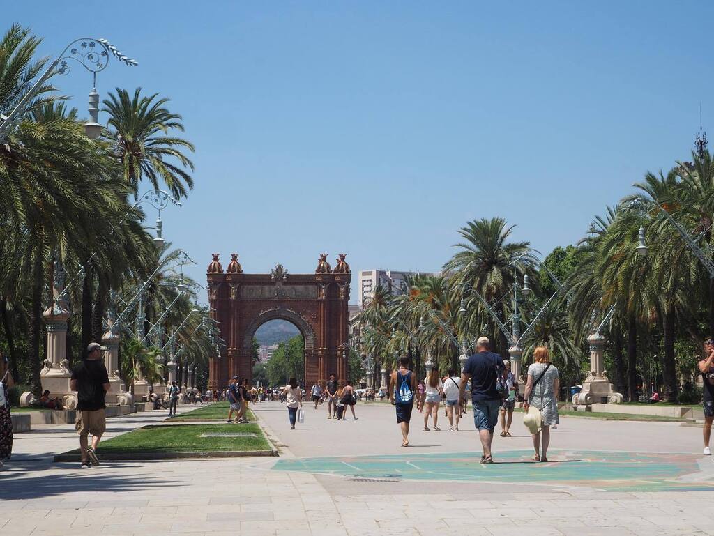 kame_Q's tweet photo. Some more from #barcelona #spain 
.
.
.
.
#beforecorona #europe #travel #travelgram #travelphotography #travelphoto #traveleurope #backpackingeurope #backpacker #japanesevagabond #globetrotter #minimalisttravel #roundtheworld #travelaroundtheworld #world… https://t.co/bnAaIRvjun https://t.co/FaowR5o4Iz