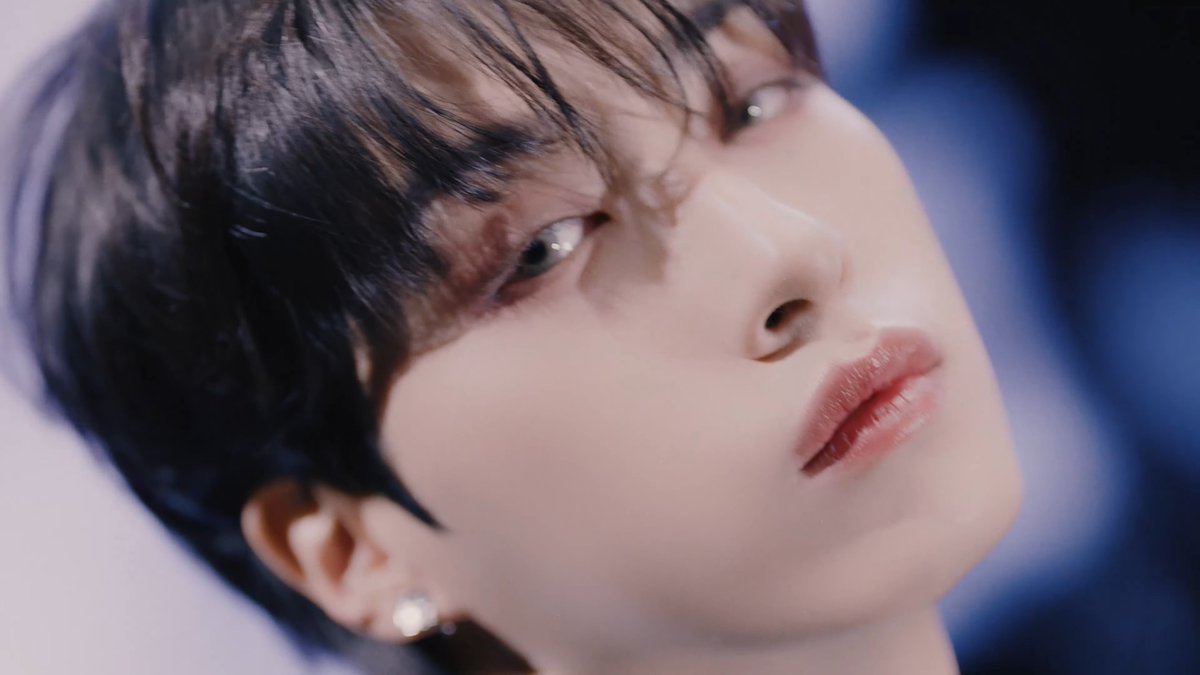 npomvtt's tweet photo. Xion; Oneus - Erase Me https://t.co/xjAZkHRRAx