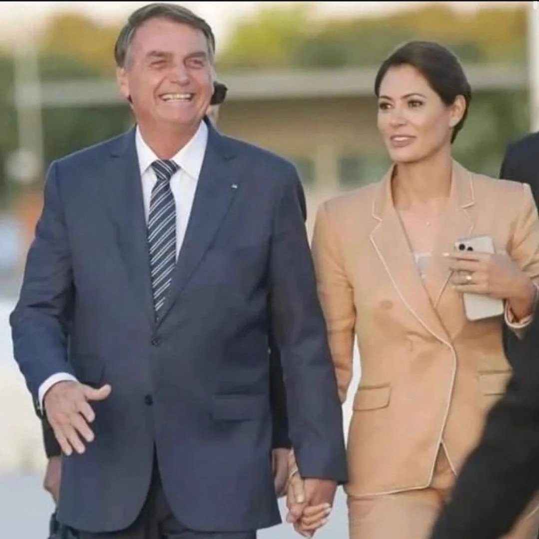 bolsonarolivre_'s tweet photo. Bom dia 👍🇧🇷 https://t.co/G1LX5zuL7g
