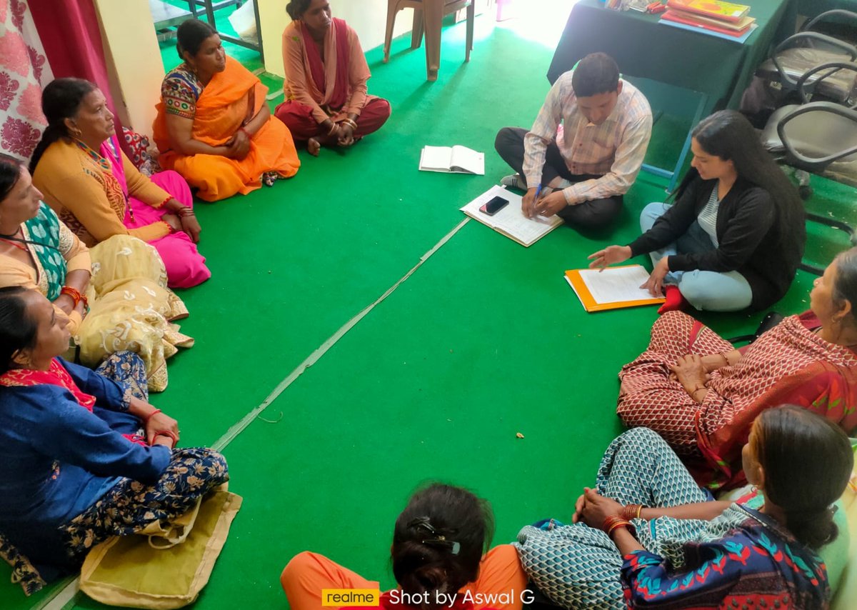 REAPUttarakhand's tweet photo. REAPPauri: Participated in a #BoD meeting of #Pratigya_SRC, Kaljikhal. The #discussion was held on #Seed_Demand, #Monthly_Business, & #Staff_Selection. Apart from this, the survey of #ultra_poor_members was also conducted at the SRC's office.
@REAPUtta… https://t.co/PHdhj3rf4f