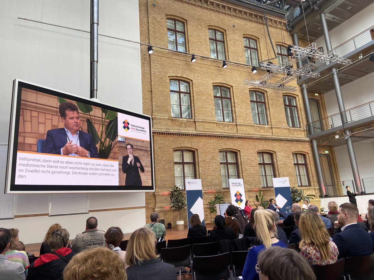 studiumdigitale tweet media