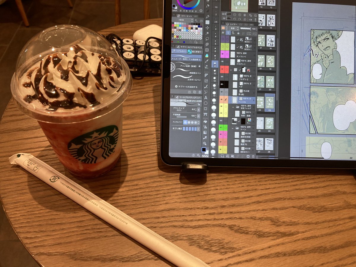 モバイルオーダー先行いちごフラペチーノを夕飯にさぎょ
最近はもっぱらスタバでばかりペン入れしてます https://t.co/yugWjqYYvU