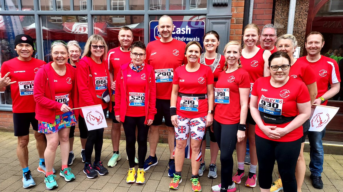 ChorleyRunners's tweet photo. Just a reminder that we don't have My sessions planned for today so that everyone can recover from the Chorley 10k and enjoy the extra bank holiday. 
Normal service resumes in Wednesday 😁
#BookCheckInRun #runtogether #chorleyrunners https://t.co/iU2Jz4cR1K