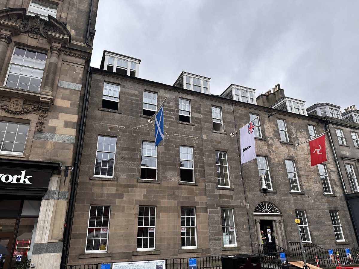 Great to see flags out today <a href="/NLB_UK/">Northern Lighthouse Board</a>