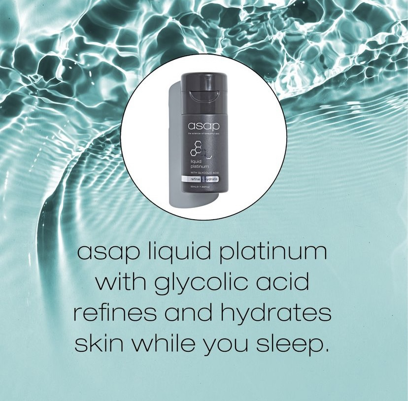 _yoraesthetics's tweet photo. 🌙 ⭐ asap liquid platinum 🌙 ⭐⁠
An overnight regeneration treatment that significantly brightens and refines skin while you sleep 😴
⁠
Apply to face, neck and décolletage using a cotton pad moistened with product, leave to absorb and follow with serums and moi... https://t.co/lsYDEIqdRO