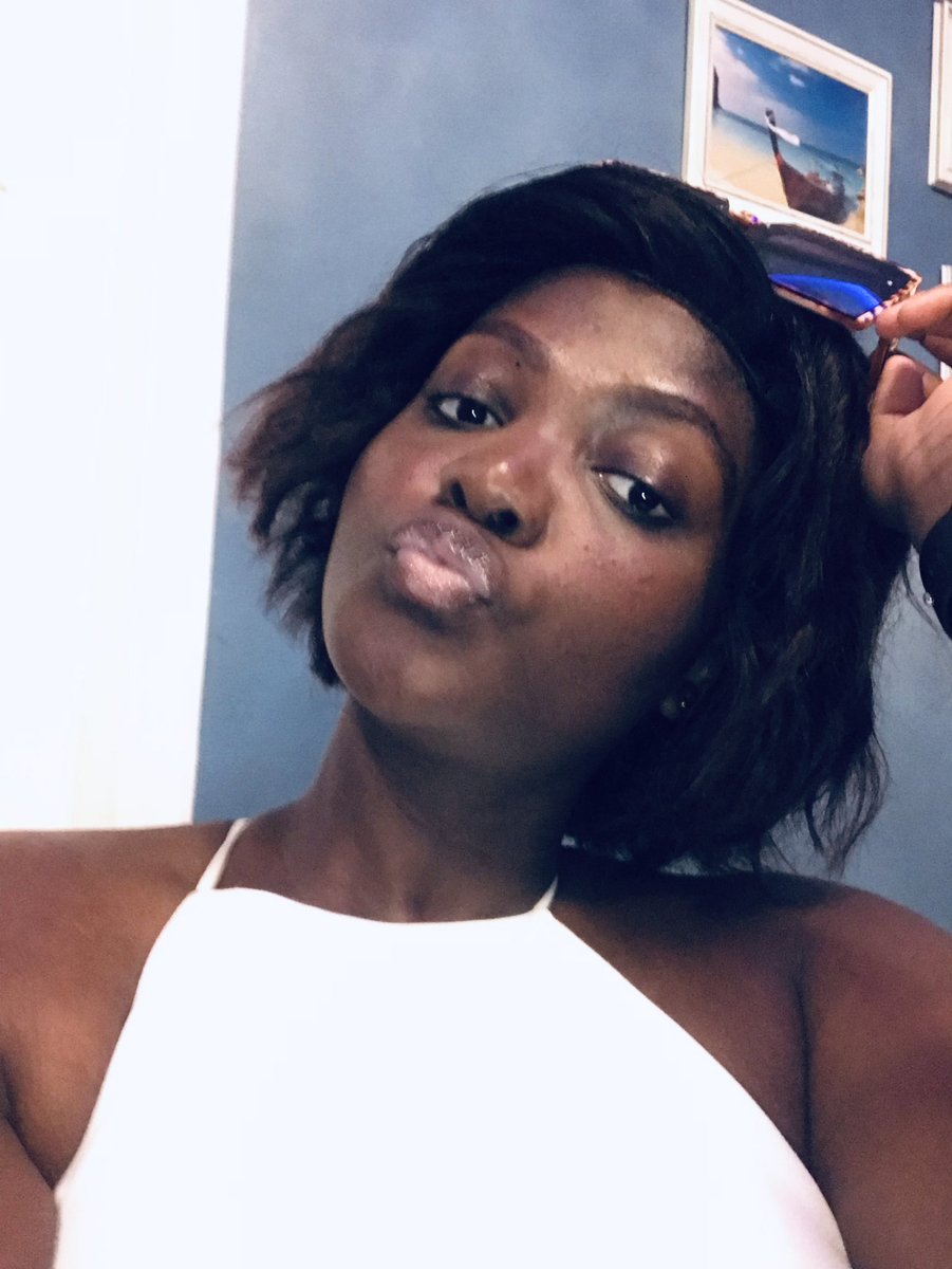 HomadiAngebell's tweet photo. Focus on me👌🤝I’m positivity 🔐🖤🦋🦋 https://t.co/o9yZDf39Vy