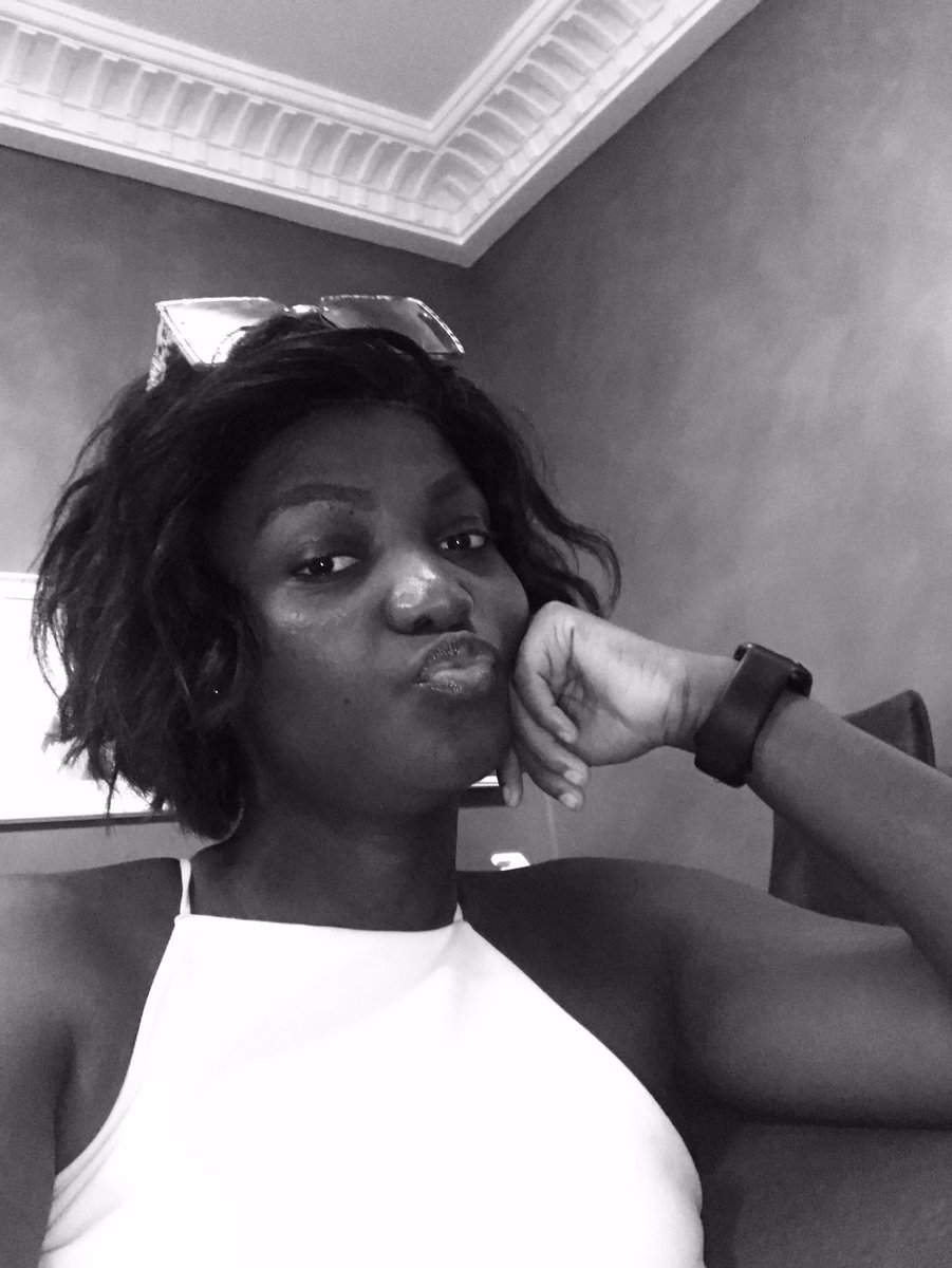 HomadiAngebell's tweet photo. Focus on me👌🤝I’m positivity 🔐🖤🦋🦋 https://t.co/o9yZDf39Vy