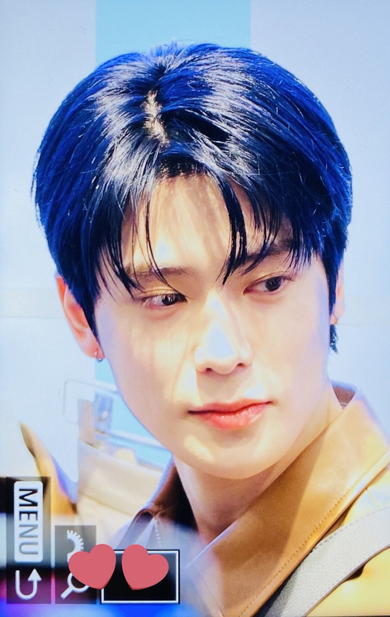 valentinesboy97's tweet photo. 속눈썹에 촘촘히 빛이 내려앉은게 너무 예쁘다(취향) https://t.co/d2VIQiN1sp