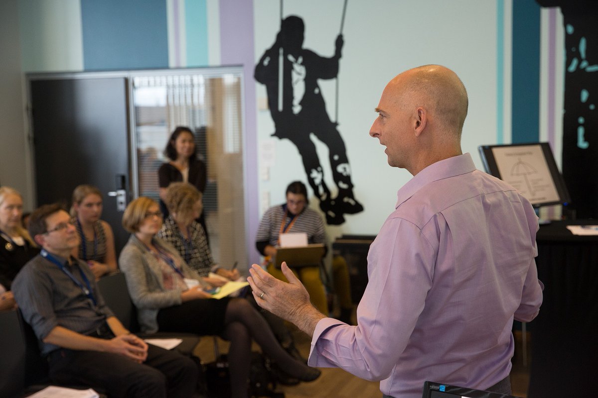 🔥 What's your hot topic?! Make a session suggestion about it for ICES Annual Science Conference 2024! 
🙋‍♀️ The call for #ICESASC24 theme &amp; network session proposals is now open. 
⏰ Deadline for submissions: 28 August
➡️ Read more &amp; send your suggestion: ices.dk/news-and-event…