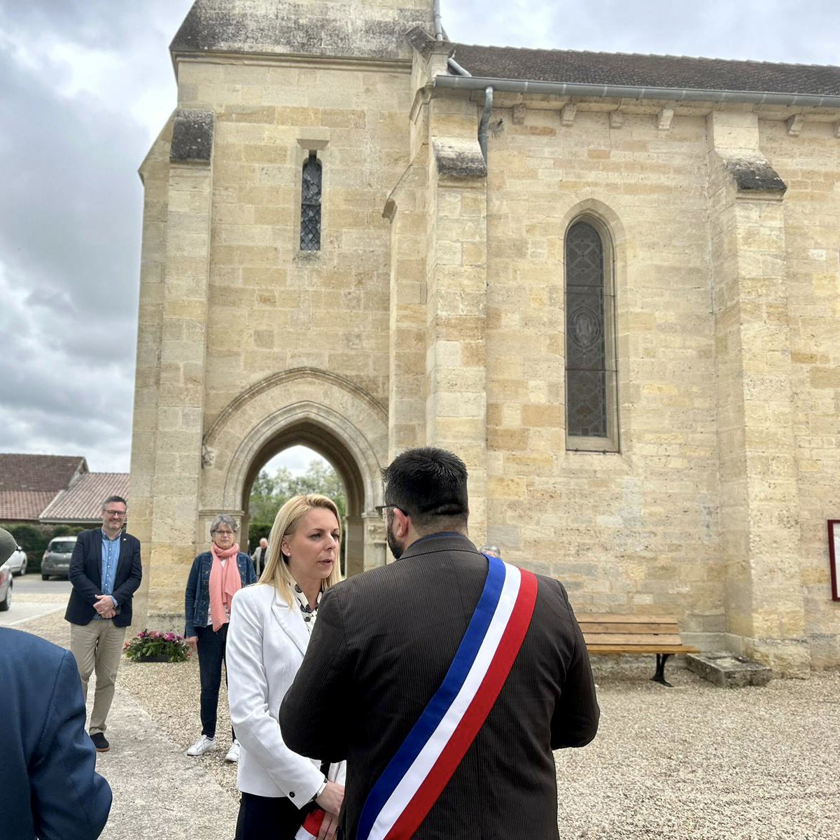 🇫🇷 Depuis Porchères, j’ai tenu à commémorer le 78ème anniversaire de la Libération de la France.

#DevoirDeMémoire
#8Mai2023