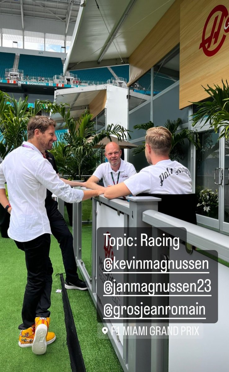 KaiteyLewis's tweet photo. Love this photo from the weekend 😍 
📷 by @jonashuttel_f1 from instagram

#MiamiGP #KevinMagnussen #RoGro https://t.co/e76NQFlV07