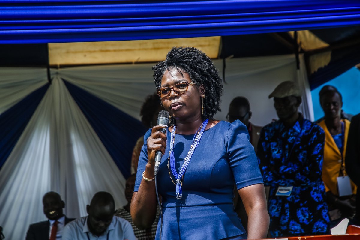 nilepet_ssudan's tweet photo. In his speech, MD Eng. Bernard Amour welcomed his new deputy and lauded her appointment as a good move for the corporation and urged her to do her best to serve the people of South Sudan.
Ambassador Martha Nyamal Choat, welcome to the Nilepet family!!
#roadtotransformation https://t.co/wME4KR0eFd