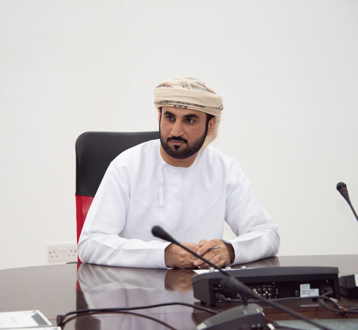 عقدت لجنة التطوير العقاري بفرع غرفة تجارة وصناعة عمان بمحافظة البريمي اجتماعها الأول للعام الحالي ٢٠٢٣ برئاسة محمد بن حمدان الشامسي - رئيس اللجنة وبحضور الأعضاء