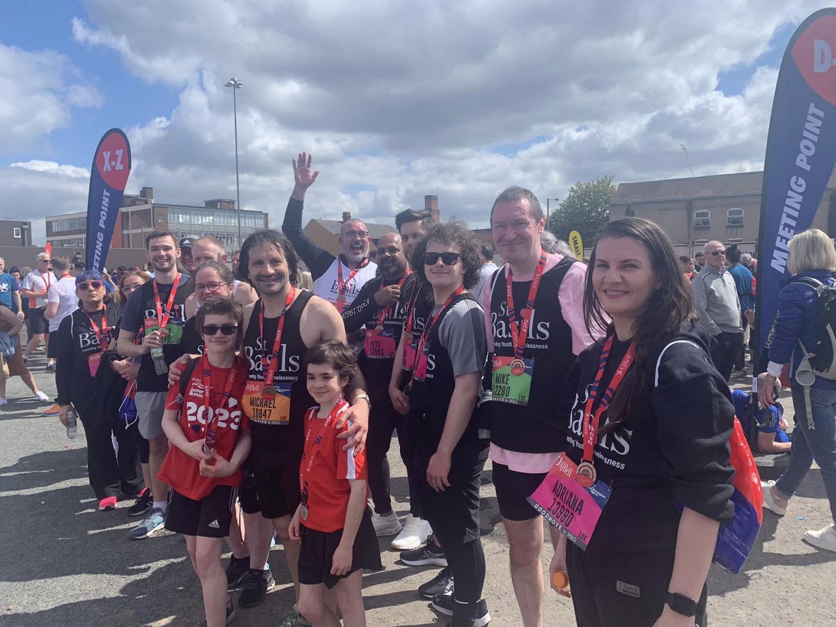 iizukasoft's tweet photo. We're still buzzing this morning - although there are some tired muscles out there! Look at us with our shiny medals @StBasilsCharity #GreatBirminghamRun https://t.co/R0GuvcStul