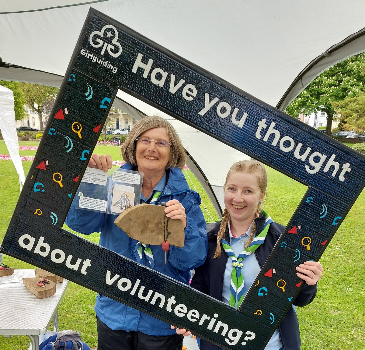 We're here in Imperial Gardens #Cheltenham . Have you thought about volunteering with <a href="/Girlguiding/">Girlguiding</a>. <a href="/GirlguidingGlos/">Girlguiding Gloucestershire</a> @TheBigHelpOut23