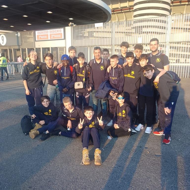 DemonEventi's tweet photo. RT @TIM_Official: La #JuniorTIMCup, con TIM, @CSInazionale e @SerieA, ha regalato una giornata indimenticabile ai ragazzi dell'Oratorio S.Filippo Neri. Immersi nel magico clima di San Siro, i giovani hanno preso posto sugli spalti per il pre-gara del mat… https://t.co/SsEHWnm8JD