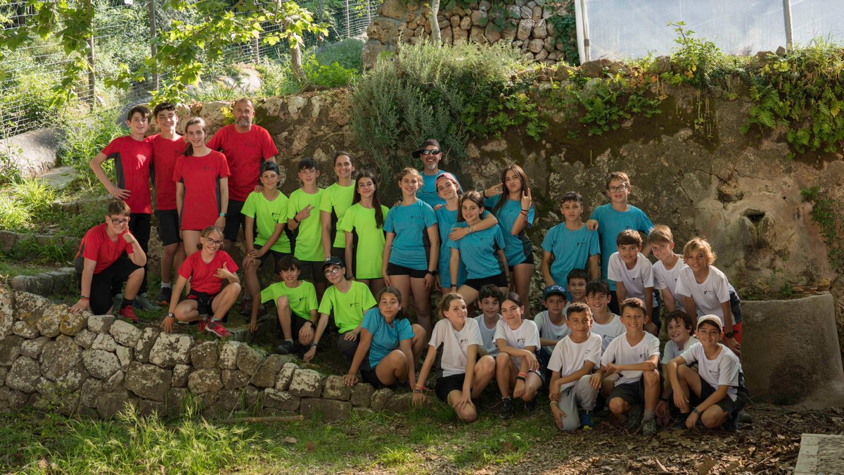 SdeTramuntana's tweet image. Enhorabona @CooperativaCIDE per la 5a Travessa #SerradeTramuntana Una gran experiència de 5 dies de convivència i #senderisme pel #patrimonimundial de #Mallorca