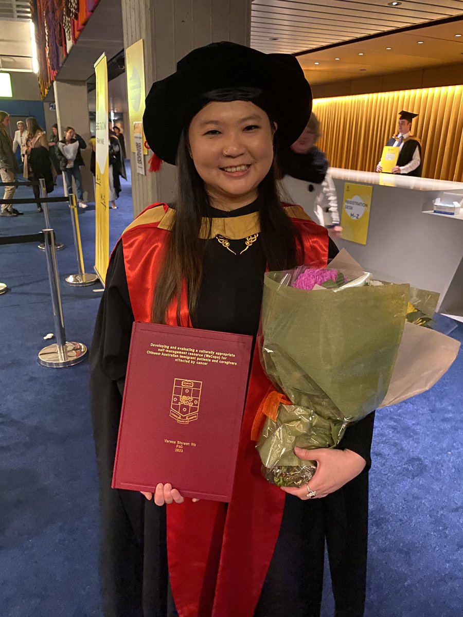 Afaf_Girgis's tweet photo. Very proud supervisor moment for @cancer_K2A &amp; me, celebrating Dr @Verena_SW’s PhD graduation with her family! Congratulations Verena!!! 👏🏼🎉🍾 @UNSWMedicine @swsydUNSW @InghamInstitute https://t.co/QIu2niE458