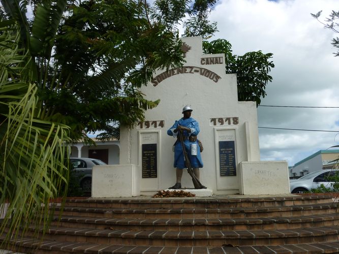 MonumentumFr's tweet photo. Monument aux morts à #PetitCanal (#Guadeloupe) Le monument aux morts en totalité, situé section AW, parcelle non cadastrée : inscription par arrêté du 24 avril 2018..
Suite 👉 https://t.co/LgtGz94Mh4
#Patrimoine #MonumentHistorique https://t.co/4PlvkzXaDv