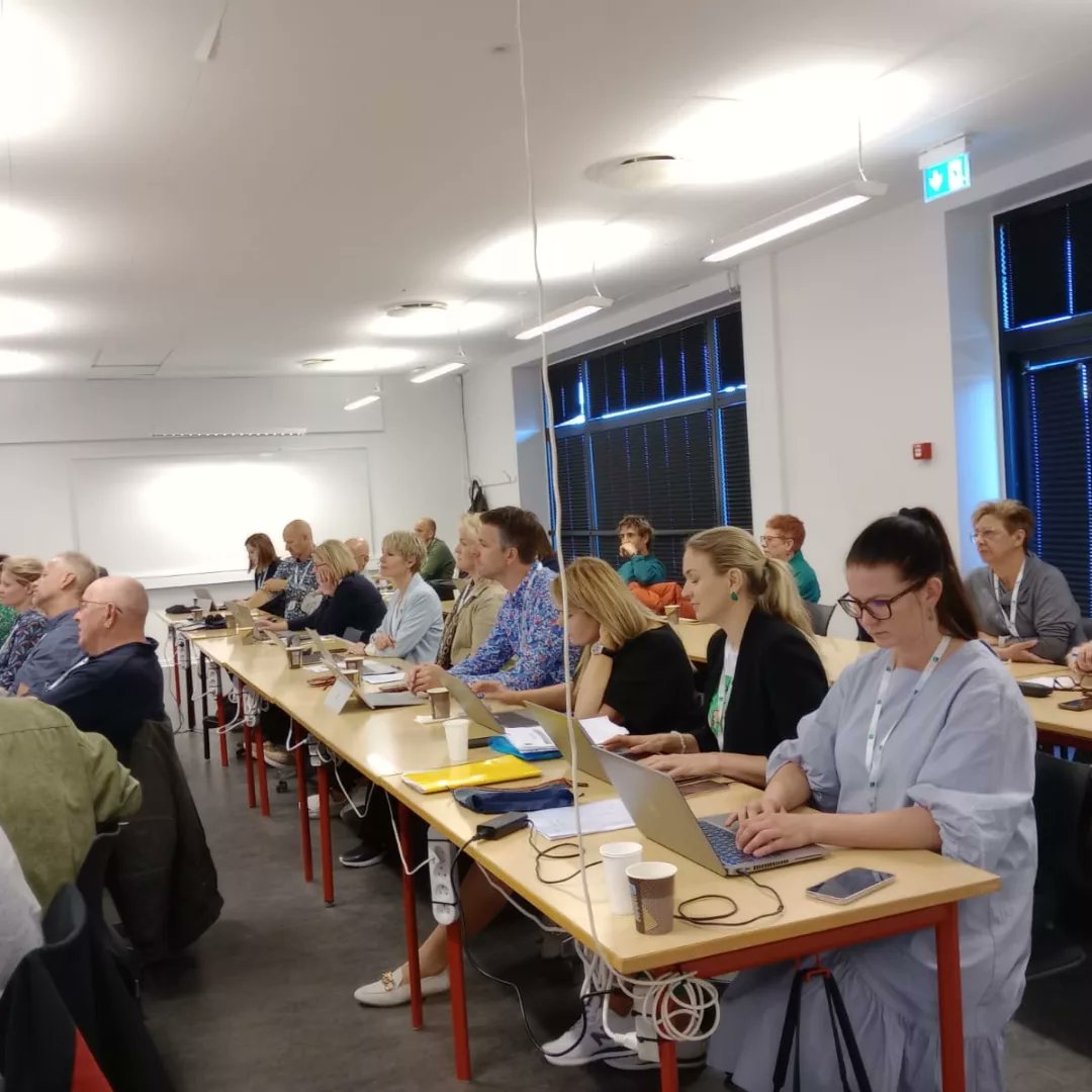 ieslasenia's tweet photo. Reunión anual de INNOTECS, organización Internacional de centros de FP y secundaria que tiene lugar en Dinamarca y de la que el IES La Senia es miembro y nuestro compañero Manuel María Villapecellin forma parte de la directiva.
@gvaeducacio #FP #innotecs #educaciópública https://t.co/1ssUfubxuz