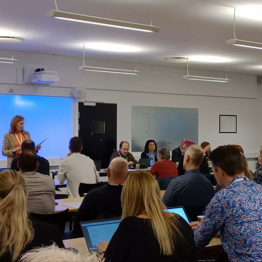 ieslasenia's tweet photo. Reunión anual de INNOTECS, organización Internacional de centros de FP y secundaria que tiene lugar en Dinamarca y de la que el IES La Senia es miembro y nuestro compañero Manuel María Villapecellin forma parte de la directiva.
@gvaeducacio #FP #innotecs #educaciópública https://t.co/1ssUfubxuz