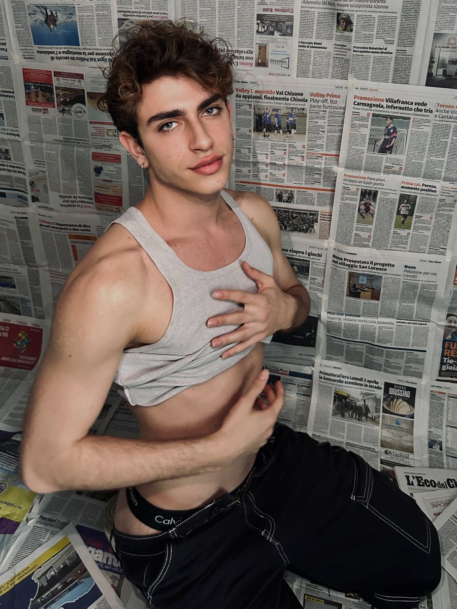 marcoaiace's tweet photo. jockstrap approvati https://t.co/zYkbB86OWa