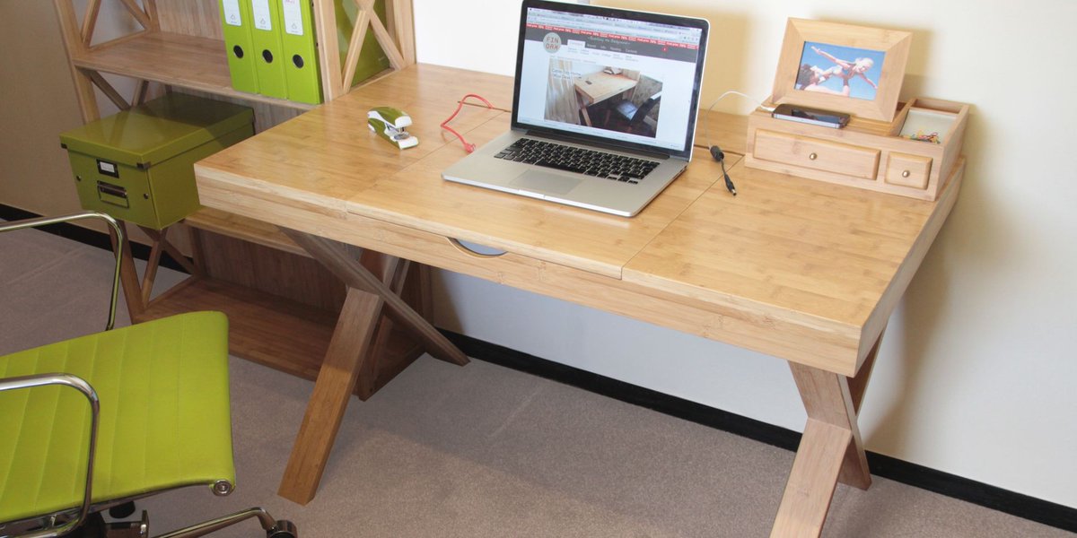 ukcartridges's tweet photo. #TopTip - A tidy desk can help you stay productive when working from home. Use boxes and containers to store odds and ends, like paper clips or charging cables. Stackable boxes or containers make it even tidier! https://t.co/gDYi1799Bn