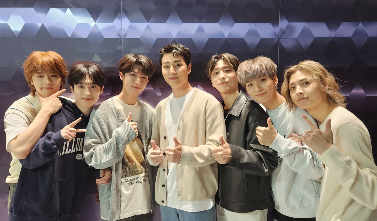 DAY6 tweet media