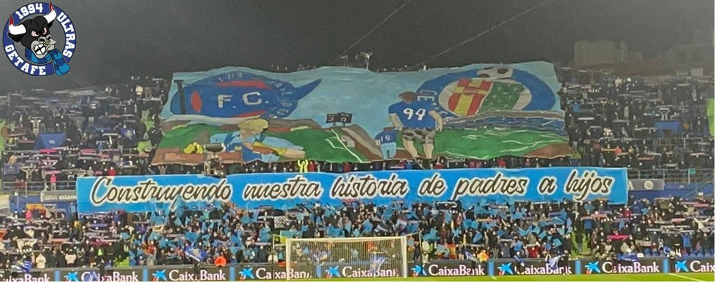 UltrasGetafe's tweet photo. 29 años animando a nuestro Getafe sin parar.

29 años de experiencias que darían para escribir varios libros.

29 años a bordo de este barco azul.

Por los que estuvieron, por los que están, por los que estarán y, sobre todo, por los Comandos que lo dan todo desde el cielo. https://t.co/EKDUKnDGtU