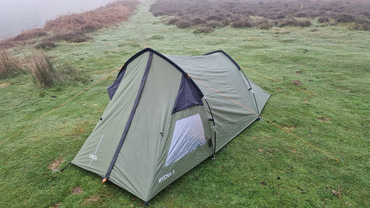 So I brought myself the new oex Hyena ll tunnel tent this week to use on a wild camping trip.. for £65 it's a good tent, but it would of been nice to see oex make some small changes instead of just copying the eurohike 2 man. 
<a href="/GOoutdoors/">GO Outdoors</a> <a href="/EWMwildcamping/">English woodsman</a> <a href="/OEXOutdoors/">OEX</a>
