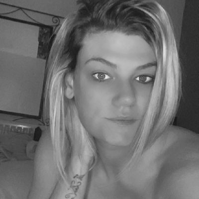 Tamzin_Thornton's tweet photo. #NewProfilePic https://t.co/29sF3n8pFo