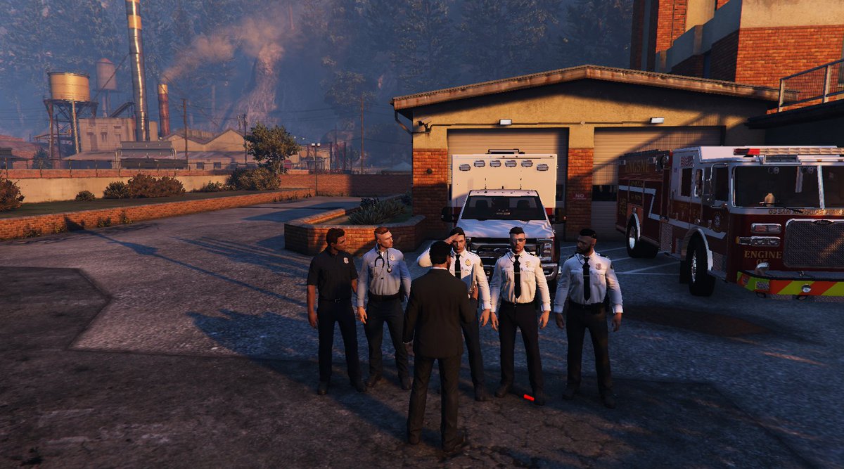 beyondrp_'s tweet image. Vinny V. F-104 taking his oath for Fire Marshall.
Pic credit: Ryan S. F-201
#beyondrp #LSFD #FiveM #OathTaking