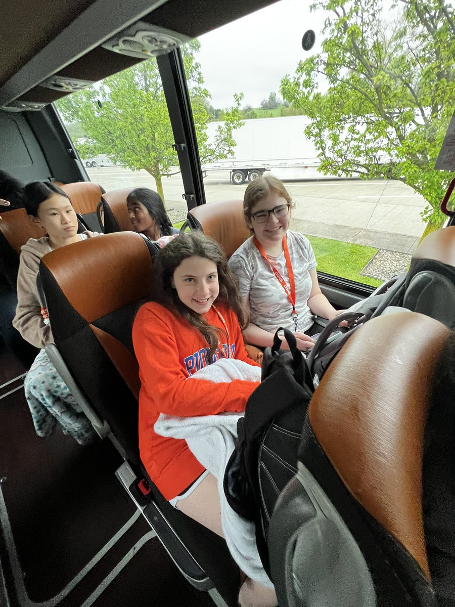 KellySyroka's tweet photo. Bus 4 is the GOAT! 
First test stop ✅
@OOMSDC https://t.co/xvWcKRjxQc