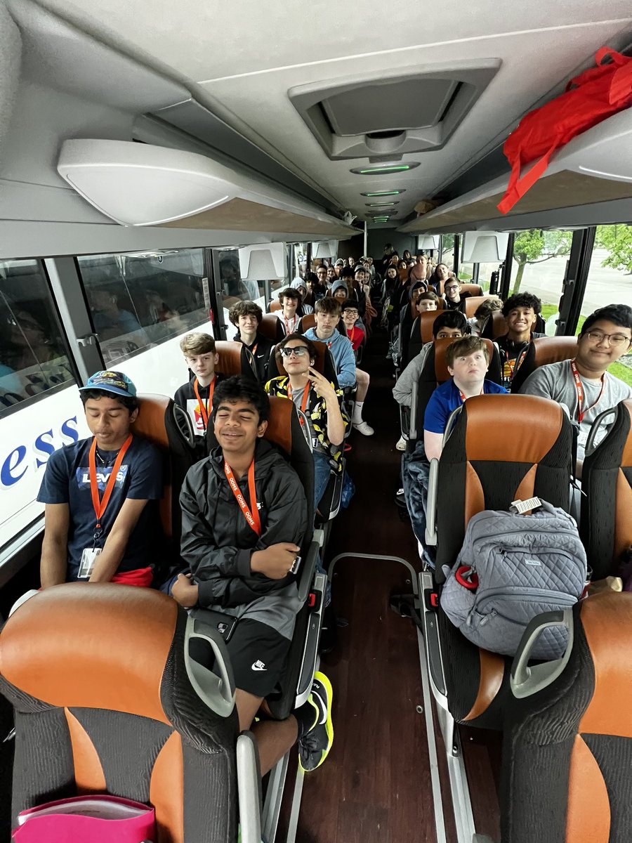 KellySyroka's tweet photo. Bus 4 is the GOAT! 
First test stop ✅
@OOMSDC https://t.co/xvWcKRjxQc