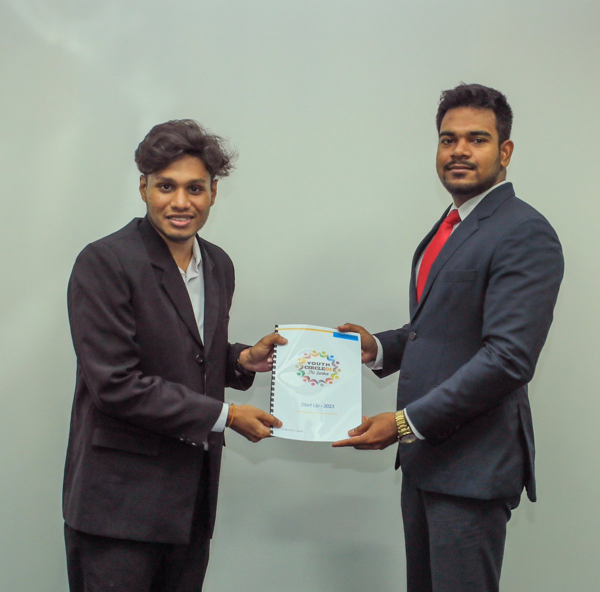 LaksithAlwis's tweet photo. At the Unveiling of the "Start Up" project at Presidents Media Unit, which is implemented to hone the skills of the youth community and give them a bright future. 🇱🇰

➡️https://t.co/fnWCC0HzSx

#youthcircleofsrilanka #lka #YOUTH #SriLanka #youthcommunity #future https://t.co/G9vfEw0gOL
