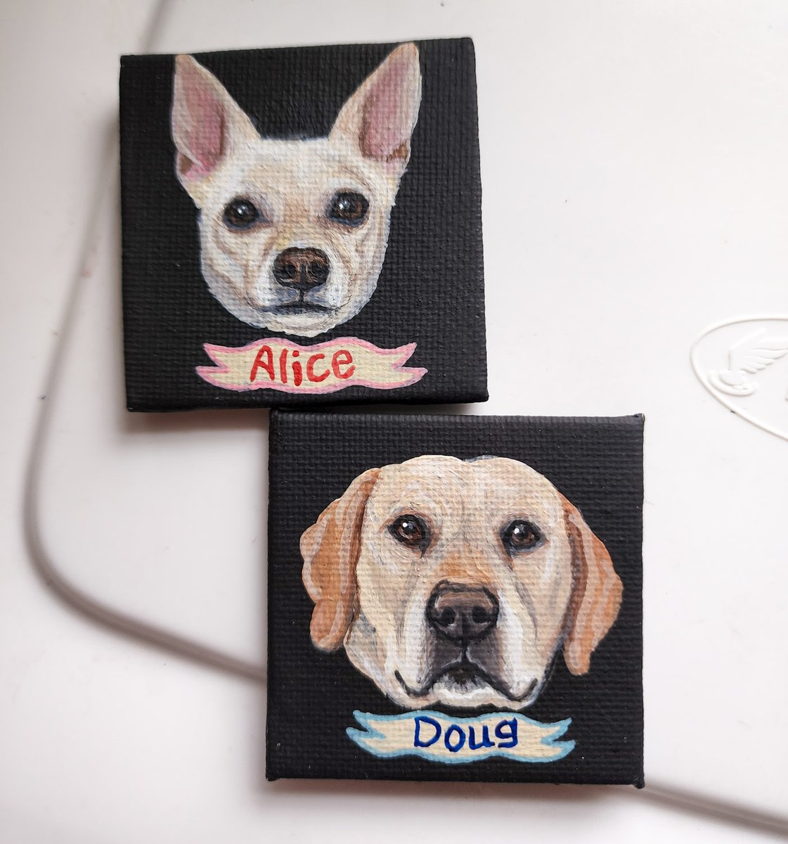 Just another #MagnetMonday!

Look at this sweet pair of magnets!! 

As always, on Mondays my 2'x2' Magnets are Buy One Get One Half Off!! 

Message me for your fridge decor today! 

#fawndawgstudio #petart #create #art #minipainting #painting #magnets!