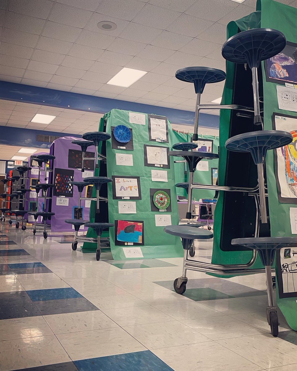 SCES_Resource's tweet image. Thank you to everyone who came out to the Salem Art show on Saturday! Our Stars are so creative and worked so hard on their beautiful creations! Shine on!!! @SCESStars @ccpsinfo @CCPSVISARTS