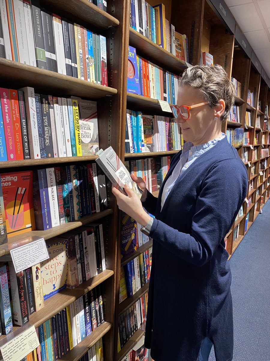 ComputerTweety's tweet image. Don&apos;t Break My Rice Bowl: A beautiful and gripping novel, highlighting the personal and tragic struggles faced during the Vietnam War, bringing the late author and his &apos;forgotten&apos; manuscript to life amzn.eu/d/9hmzPic

⭐️⭐️⭐️⭐️⭐️ ‘What a little gem!’

Out now!