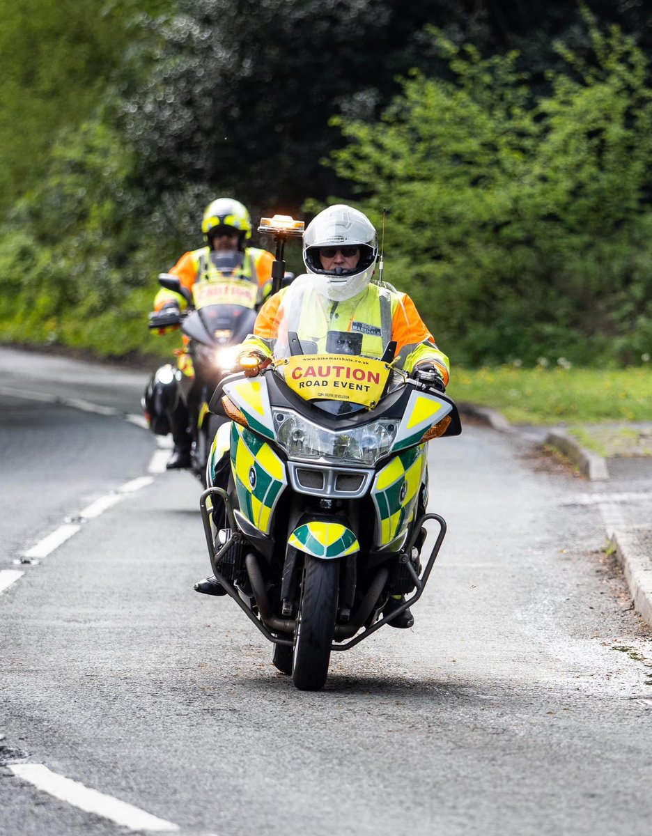bikemarshal's tweet photo. Yesterday, our team returned to the Low Withington circuit for the final event of the Dave Astles Series of road races.  A great meeting with no incidents or injuries!   Thanks to Tracie Brannan for the fantastic photos.  @TLI_Cycling   #wehaveyourbacks https://t.co/dq7KIF5dsm