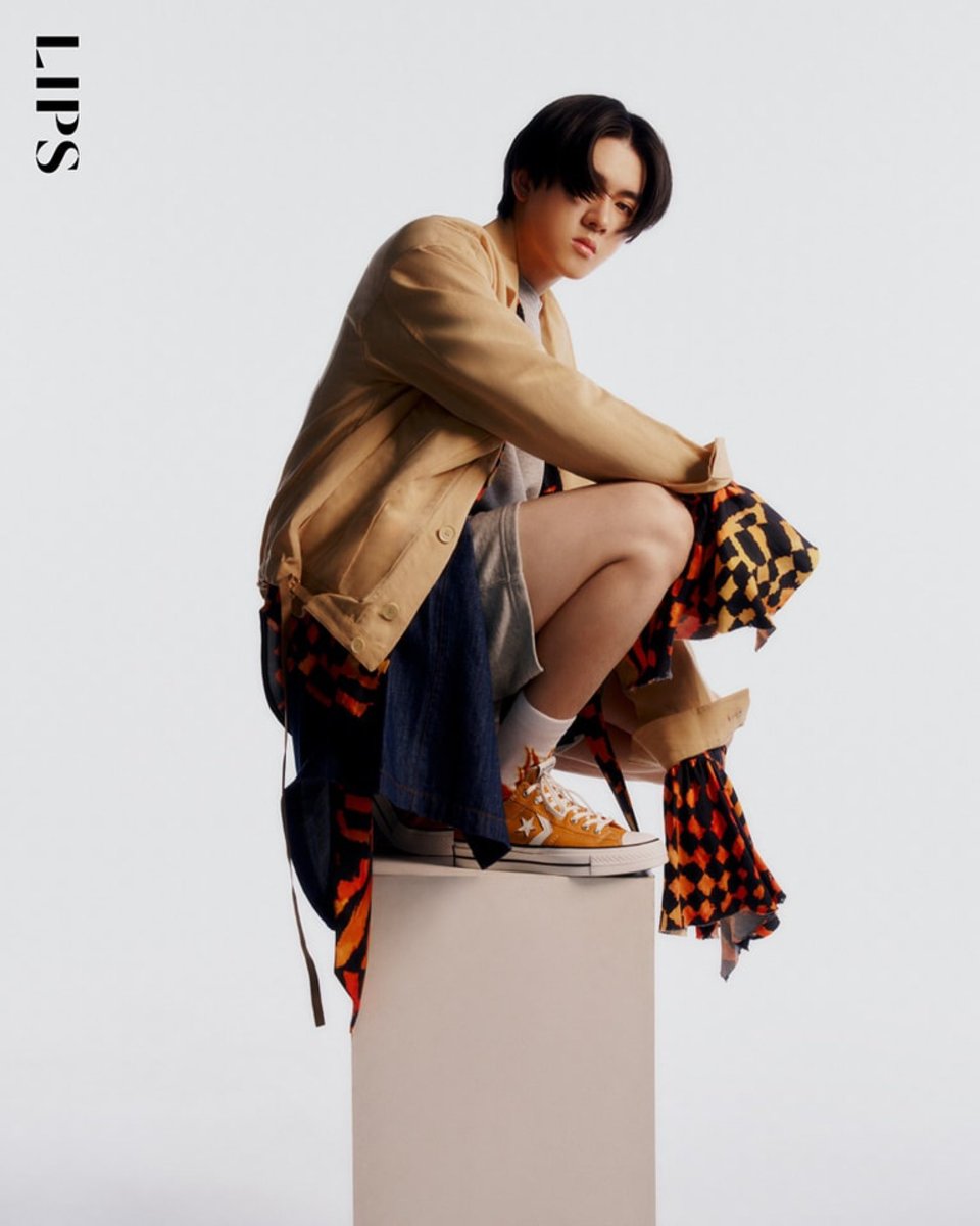 AmmodelAu's tweet photo. 🙇‍♀️👟 @Converse   @yorch_ent 

#LIPSMAGAZINE
#YorchEntertainment
#SevenYORCH
#yorch_yongsin
#ammodel https://t.co/J0U5KiXhiq