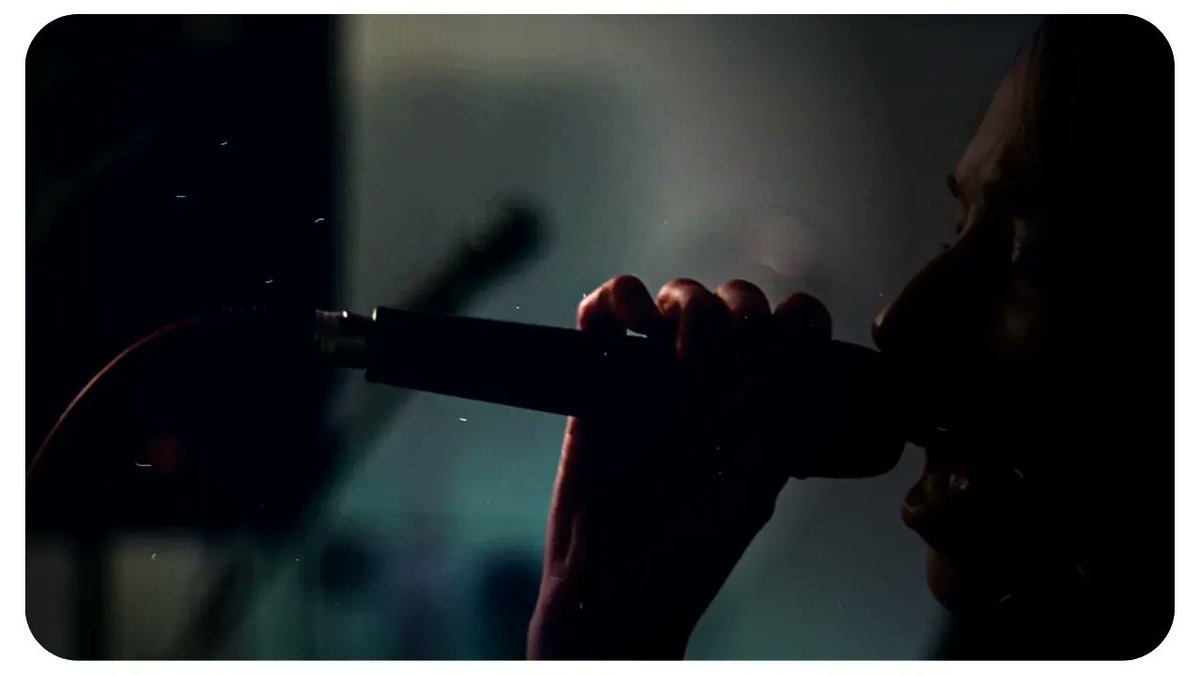 Unveil616's tweet image. Brand new live in-studio video 🎥 
youtu.be/-E36gcb6duc 
No overdubs - No backing tracks 🤘 😎 
Only pure live Unveil 🎶 

#suicideprevention #femalefronted