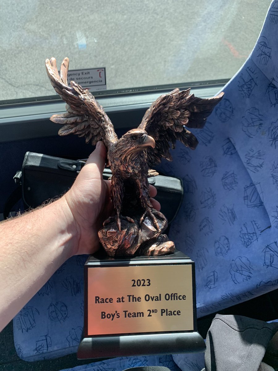 Mr. Lynch tweet media