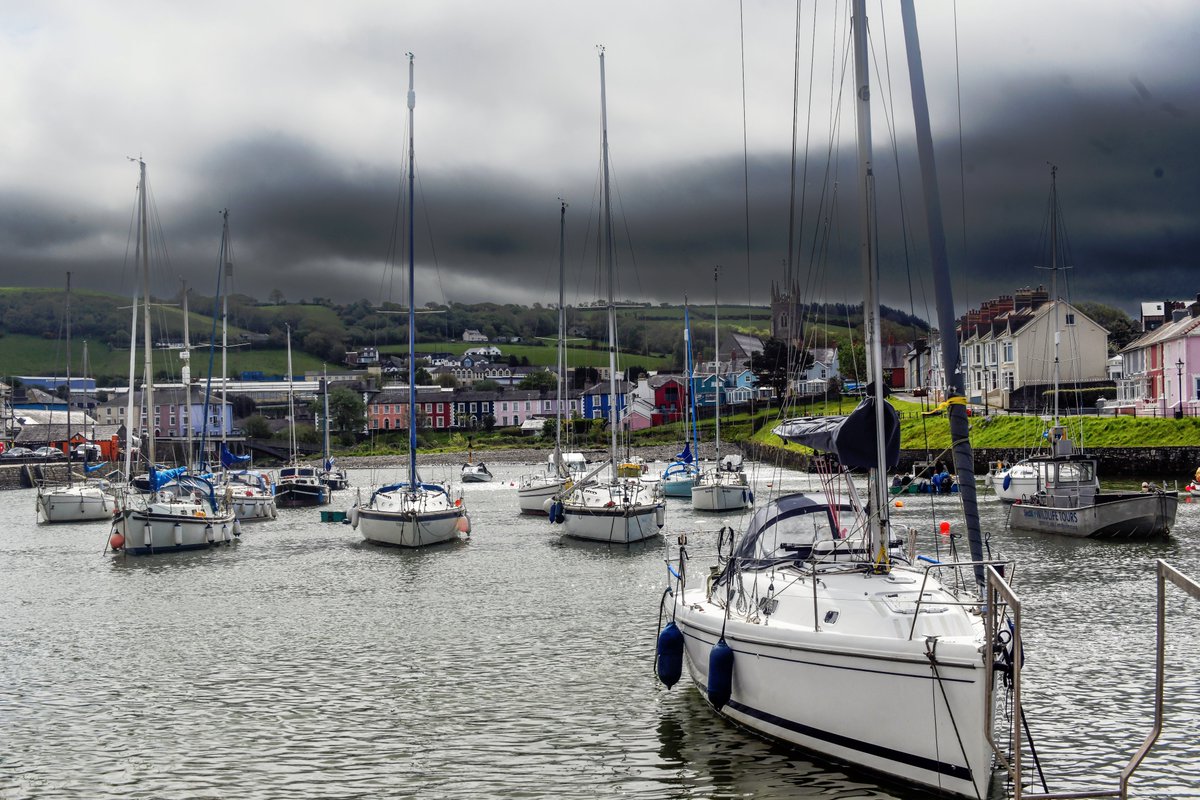 achittock's tweet photo. This morning in Aberaeron Harbour between the showers @S4Ctywydd #aberaeron #wales #harbour #hardor https://t.co/xReSc0Cu8M