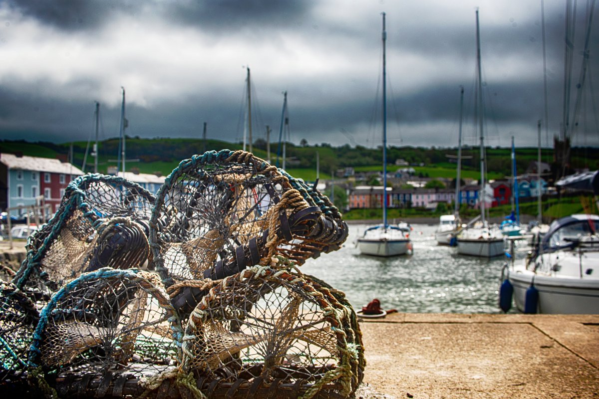 achittock's tweet photo. This morning in Aberaeron Harbour between the showers @S4Ctywydd #aberaeron #wales #harbour #hardor https://t.co/xReSc0Cu8M