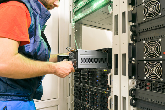 PNS_NH's tweet photo. NH Battery-Storage Program Lowers Energy Costs, Emissions https://t.co/r88bMi6keA https://t.co/GJaGyWN2vL