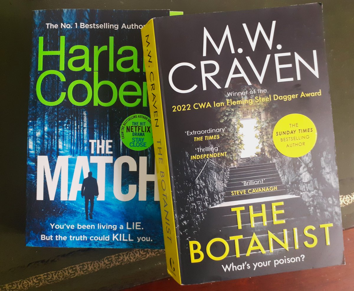 jjulieanderson's tweet photo. Been reading my fellow long-listees for the #steeldagger. Such a tremendous range of excellent crime/thriller writing right now. Hellish stiff competition! @The_CWA @ClaretPress https://t.co/TpEfdeyEBf