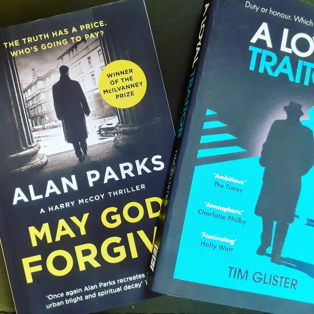 jjulieanderson's tweet photo. Been reading my fellow long-listees for the #steeldagger. Such a tremendous range of excellent crime/thriller writing right now. Hellish stiff competition! @The_CWA @ClaretPress https://t.co/TpEfdeyEBf