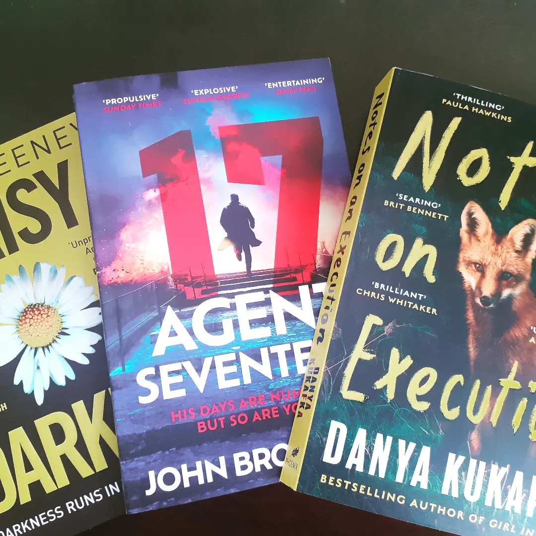 jjulieanderson's tweet photo. Been reading my fellow long-listees for the #steeldagger. Such a tremendous range of excellent crime/thriller writing right now. Hellish stiff competition! @The_CWA @ClaretPress https://t.co/TpEfdeyEBf